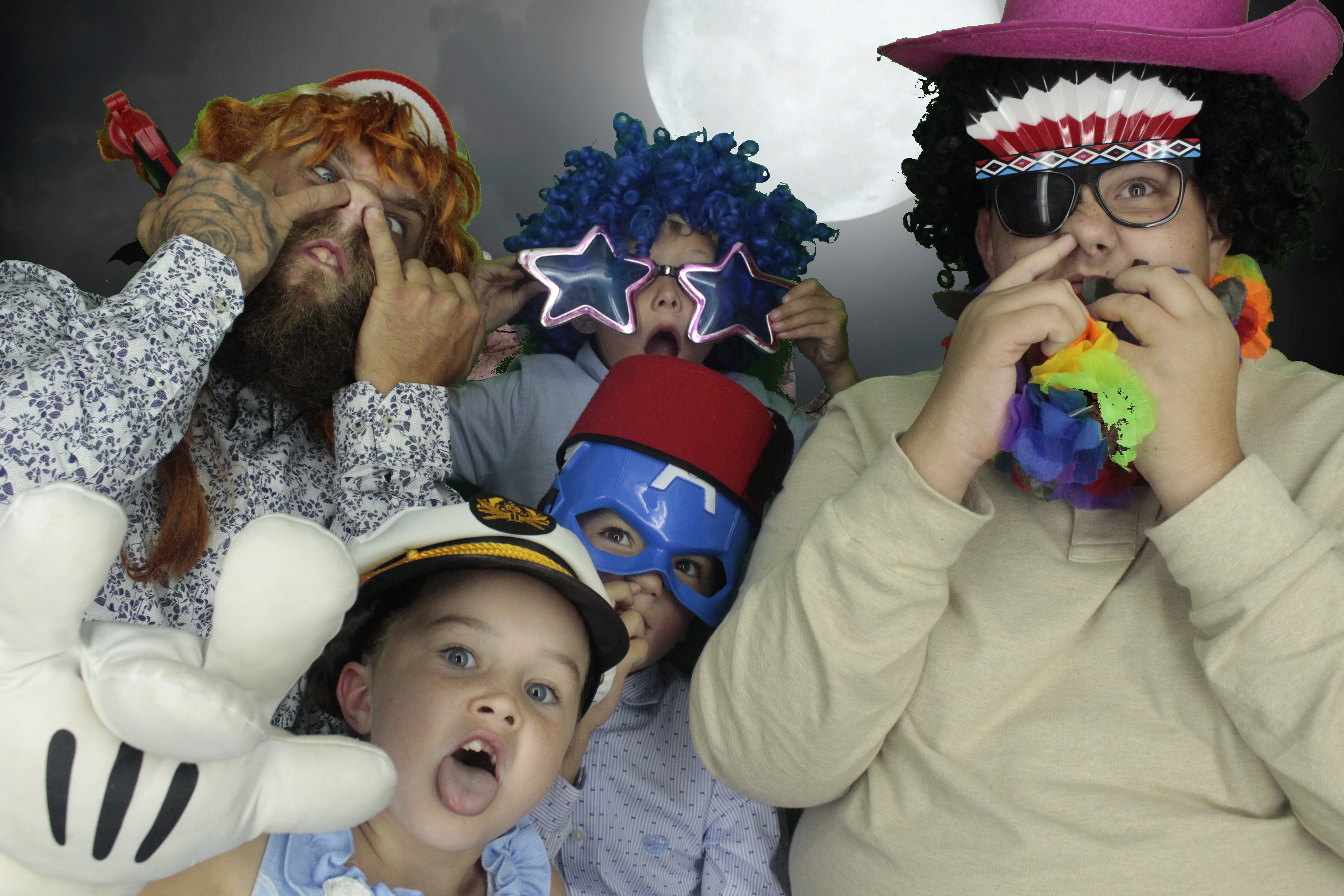 Leanne & Mike's Wedding | View more photos from the event at gallery.myphotoboothexperience.co.uk/u/MyPhotoBoothExperienceLtd/Leanne-Mikes-Wedding